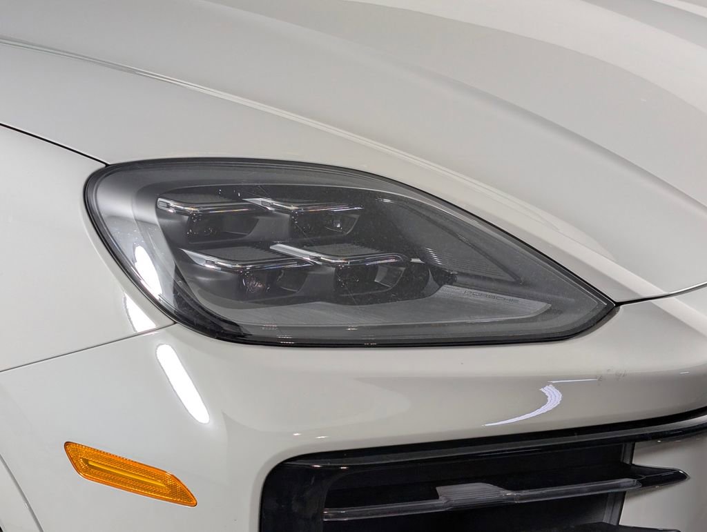 New 2026 Porsche Cayenne image 15