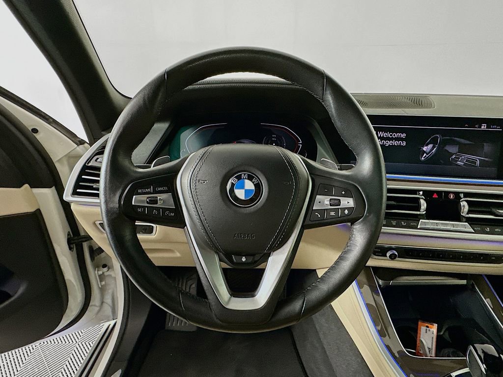 Used 2022 BMW X5 xDrive40i AWD/4WD image 16