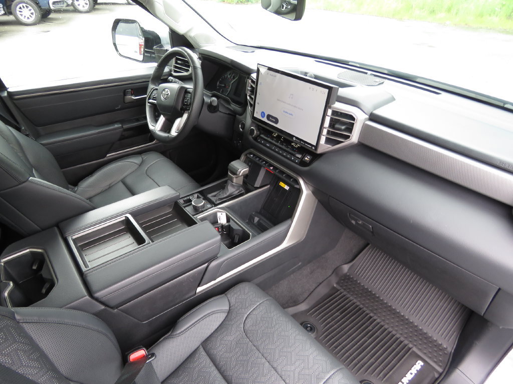 Used 2023 Toyota Tundra Limited AWD/4WD image 13