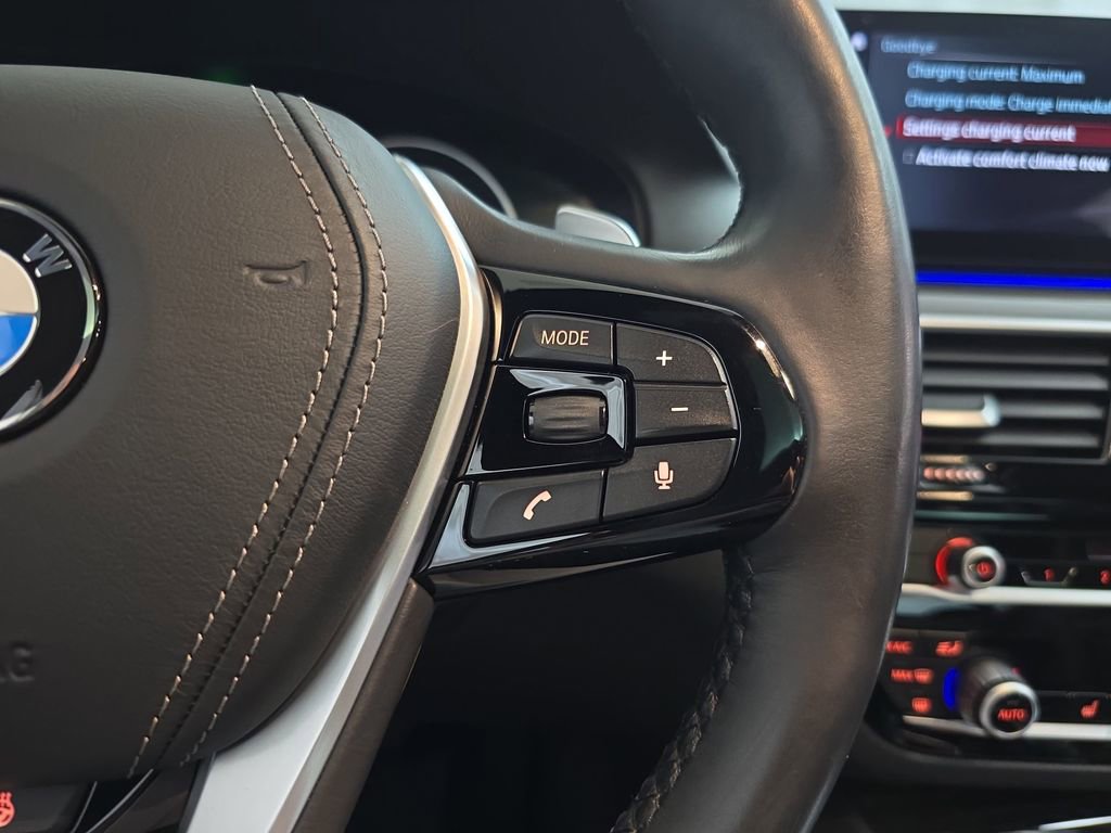 Used 2018 BMW 530e xDrive image 20