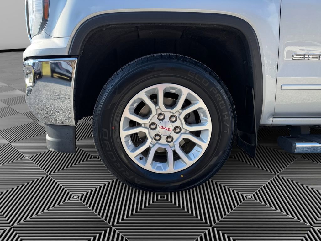 Used 2017 GMC Sierra 1500 SLE w/ SLE Value Package image 9
