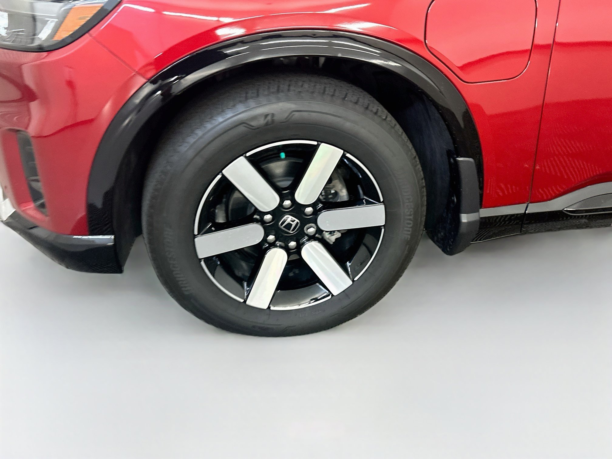 Used 2024 Honda Prologue Touring image 11