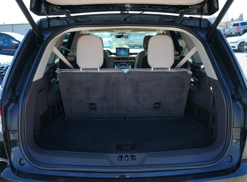 Used 2020 Lincoln Aviator Reserve AWD/4WD image 22