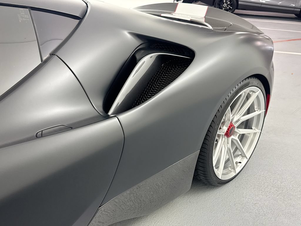 Used 2022 Ferrari SF90 Stradale AWD/4WD image 27