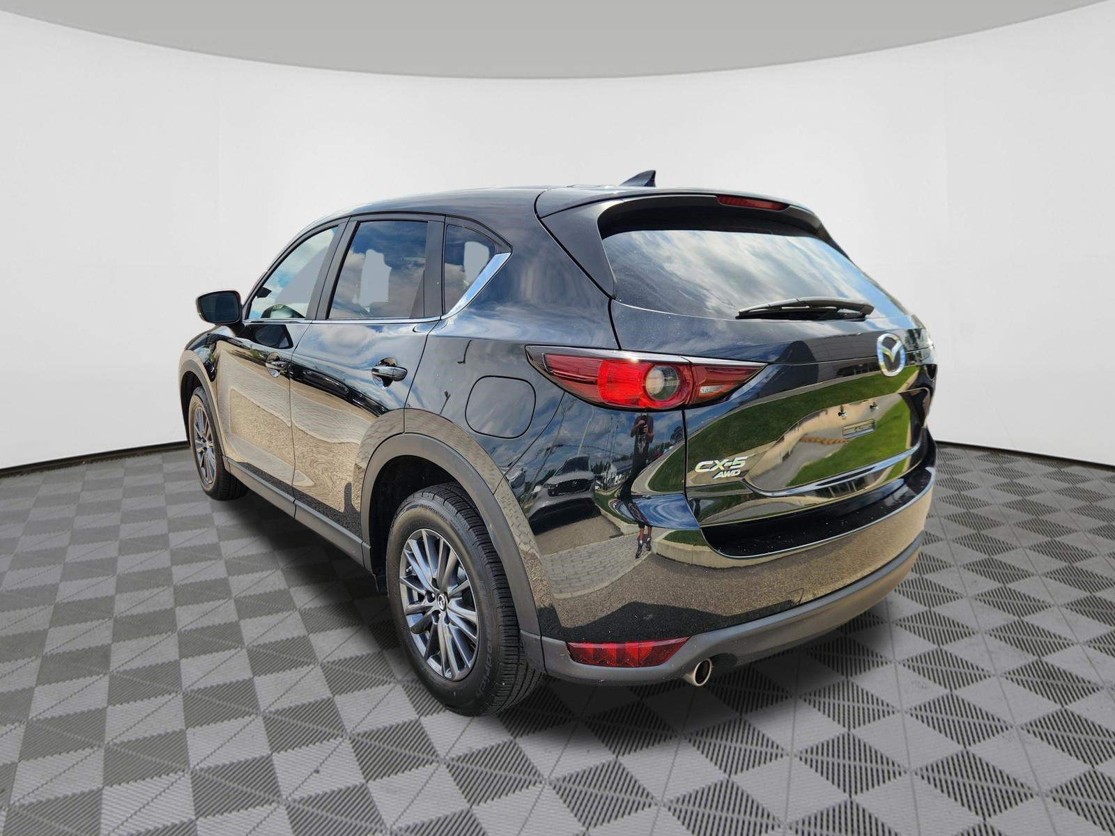 Used 2019 MAZDA CX-5 Touring AWD/4WD image 3