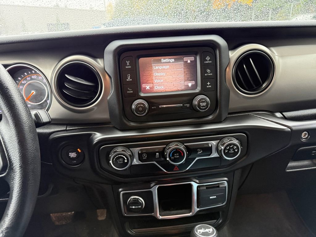 Used 2020 Jeep Wrangler Sport image 14