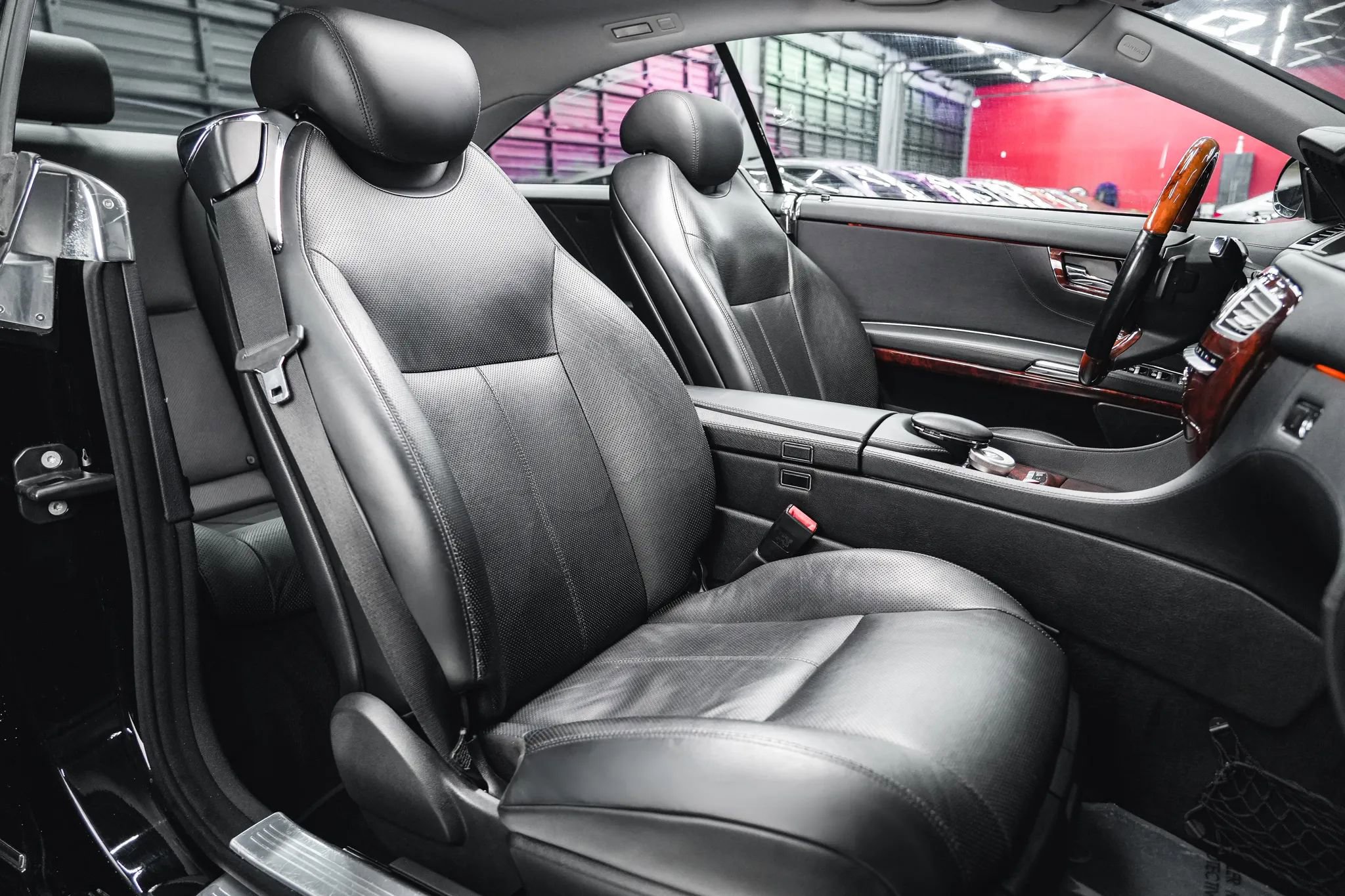 Used 2009 Mercedes-Benz CL 550 4MATIC image 42