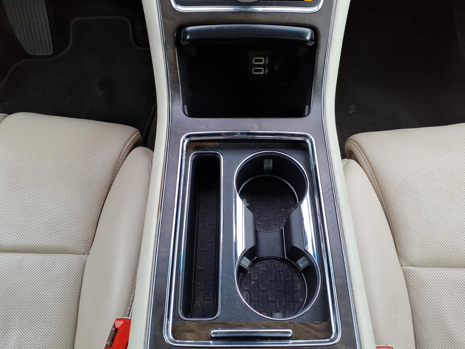 Used 2018 Lincoln Continental Reserve image 23