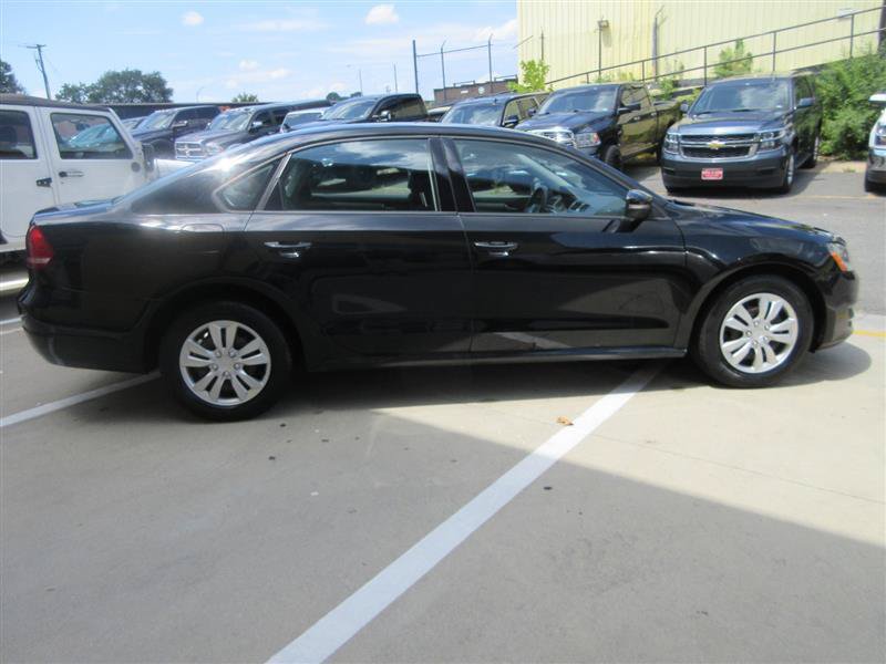 Used 2014 Volkswagen Passat 1.8T S FWD image 10