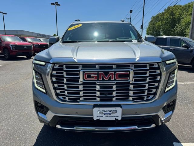 Used 2025 GMC Yukon Denali AWD/4WD image 2