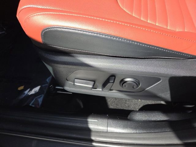 Used 2024 Kia Sportage SX image 28