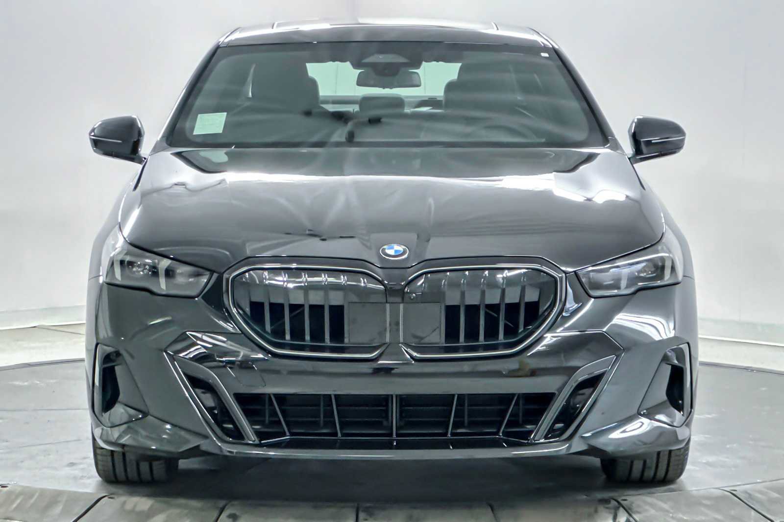 New 2026 BMW 540i xDrive w/ M Sport Package image 10