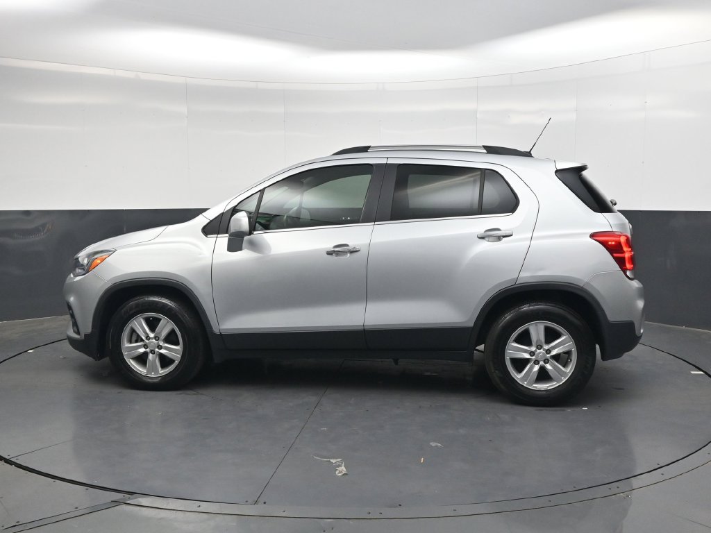 Used 2020 Chevrolet Trax LT w/ LT Convenience Package FWD image 7