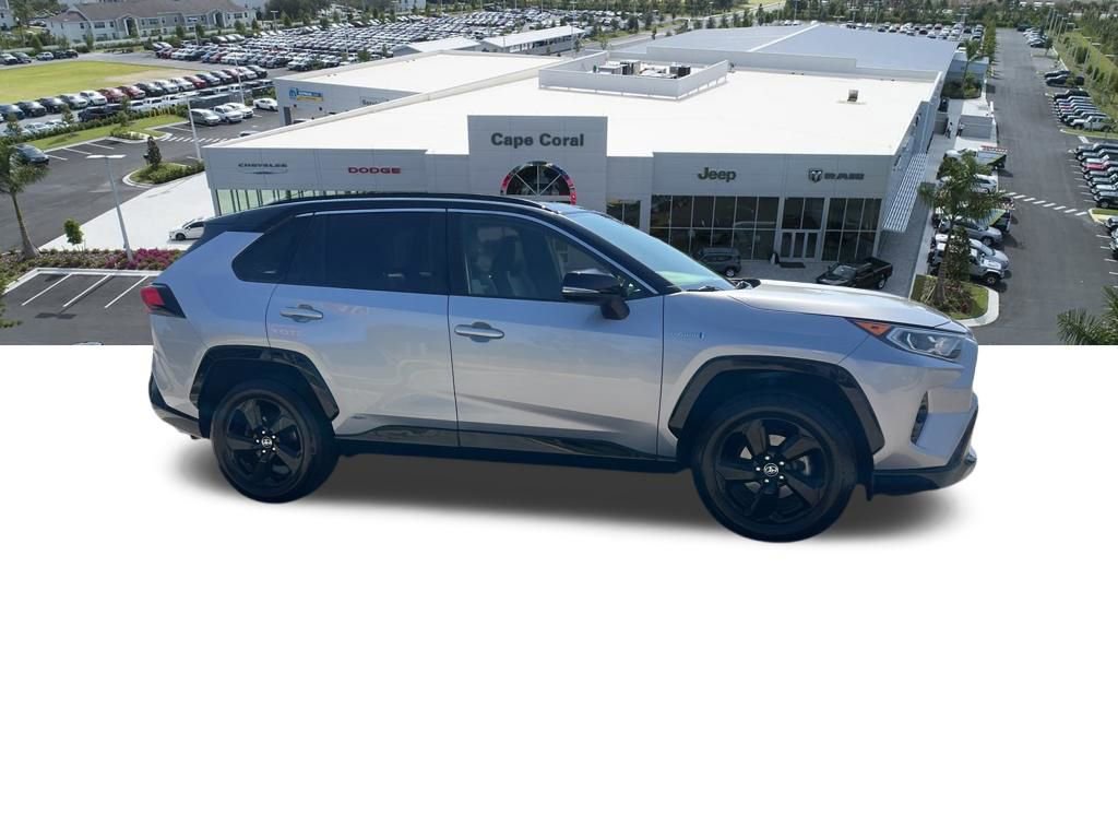 Used 2020 Toyota RAV4 XSE AWD/4WD image 14