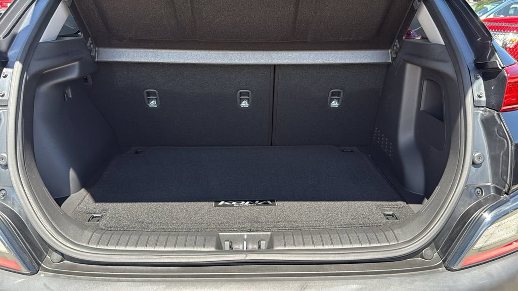 Used 2023 Hyundai Kona SEL FWD image 9
