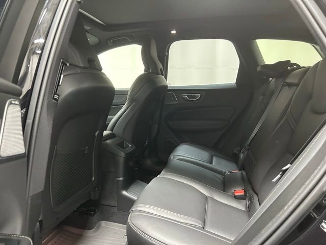 Certified 2025 Volvo XC60 T8 Ultra image 14