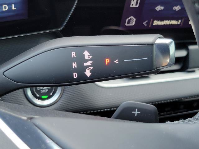 Used 2025 Chevrolet Equinox LT w/ Convenience Package II FWD image 22