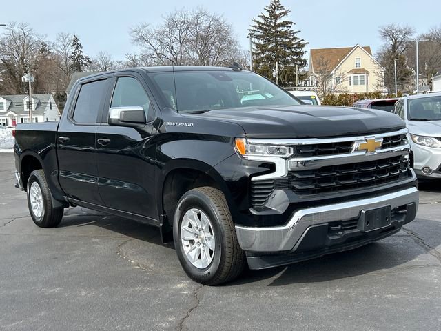 Used 2025 Chevrolet Silverado 1500 LT AWD/4WD image 1