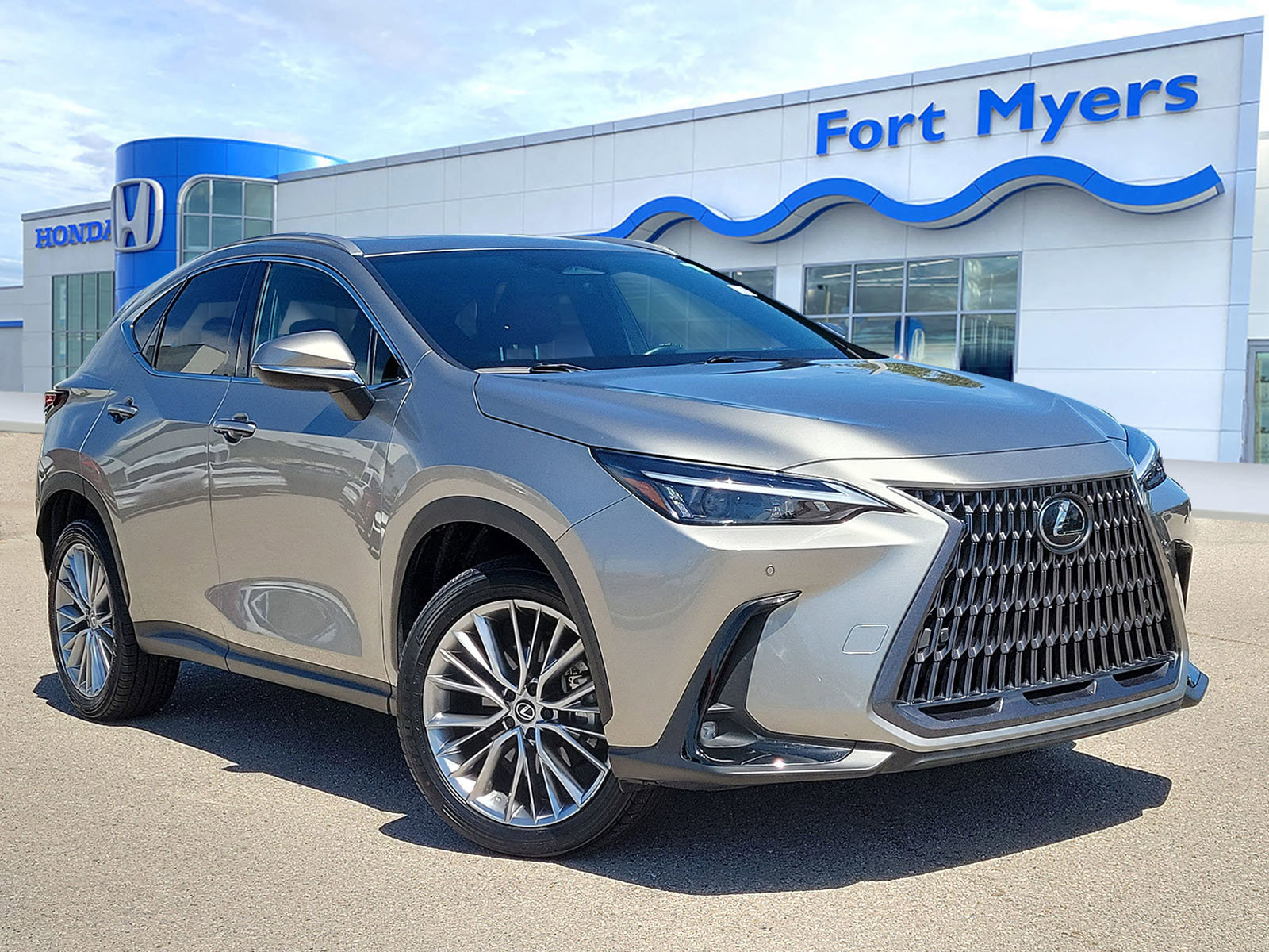 Used 2025 Lexus NX 350 AWD w/ Cold Area Package image 1