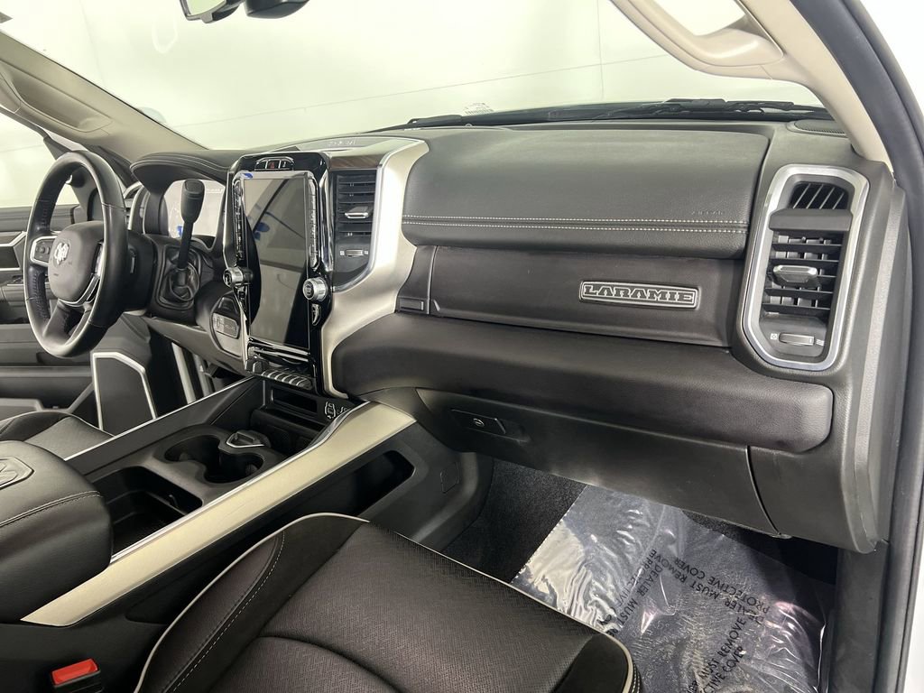 Used 2024 RAM 3500 Laramie AWD/4WD image 29