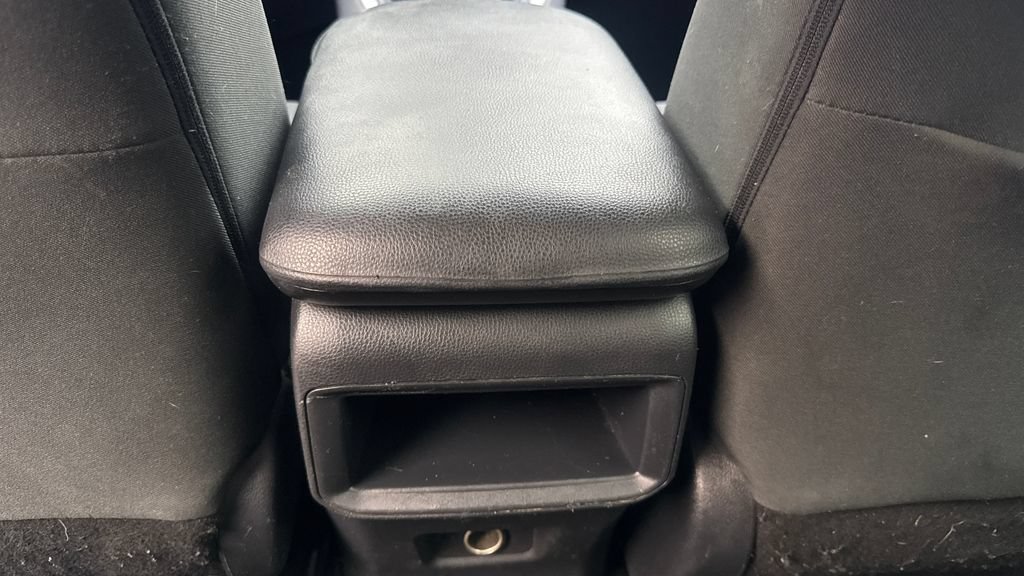 Used 2021 Toyota RAV4 LE FWD image 69