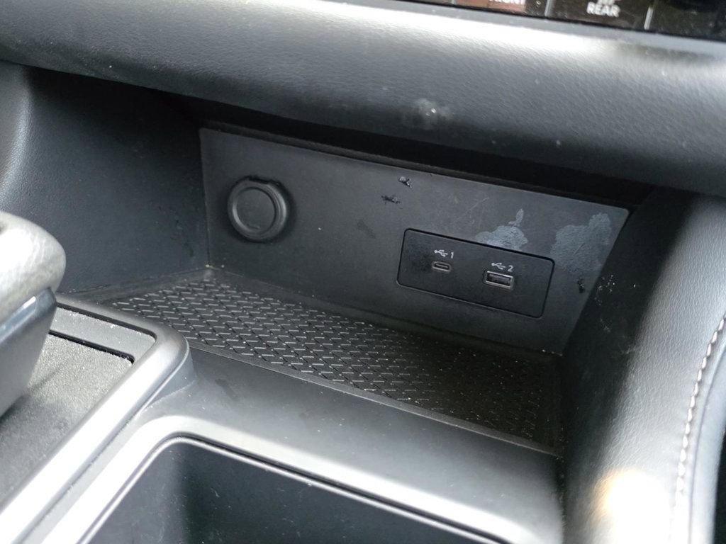 Used 2023 Nissan Pathfinder S w/ Cargo Package image 18