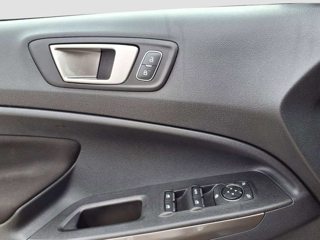 Used 2022 Ford EcoSport SE w/ SE Convenience Package image 28