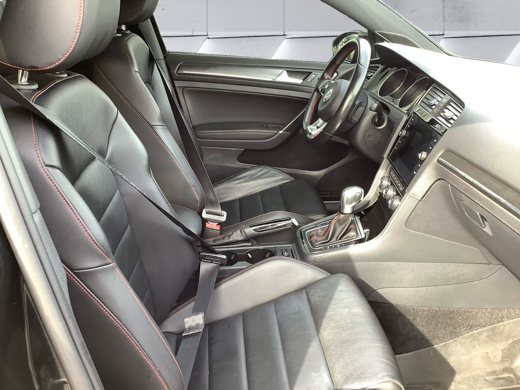 Used 2021 Volkswagen GTI Autobahn image 13