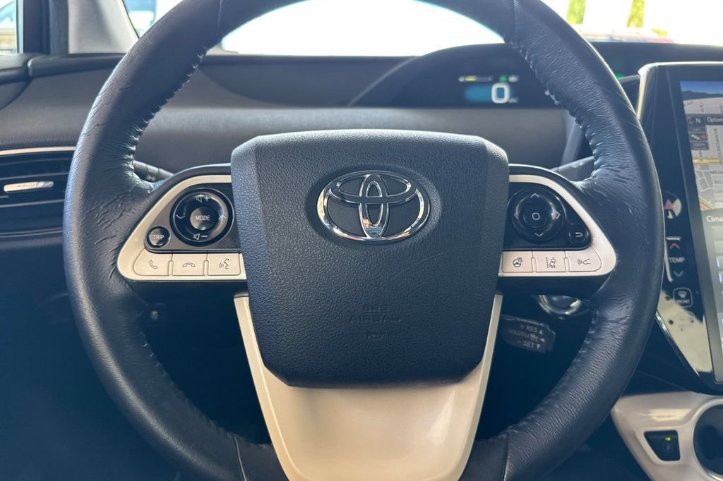 Used 2017 Toyota Prius Prime Advanced FWD image 22