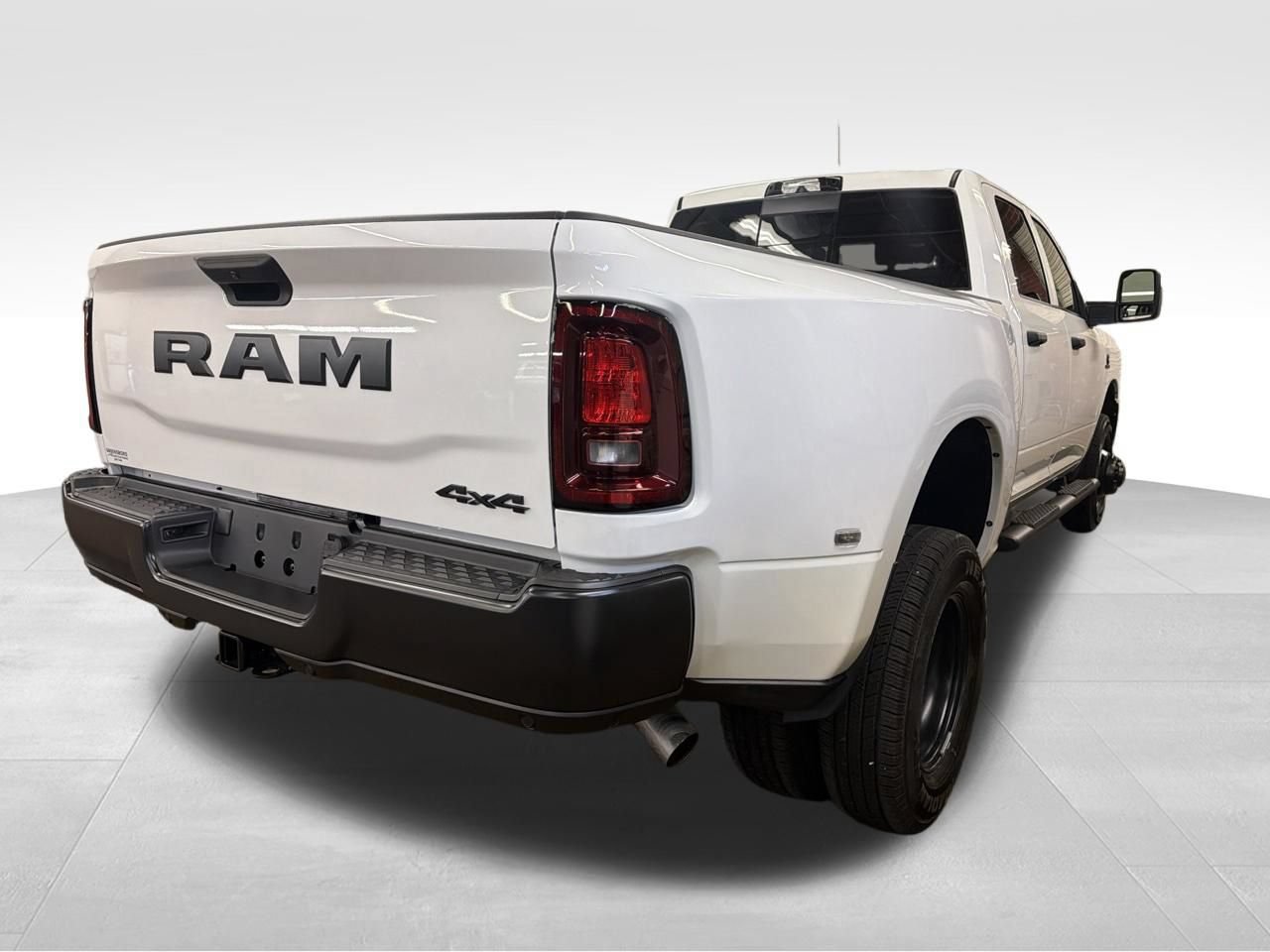 New 2026 RAM 3500 Tradesman AWD/4WD image 5