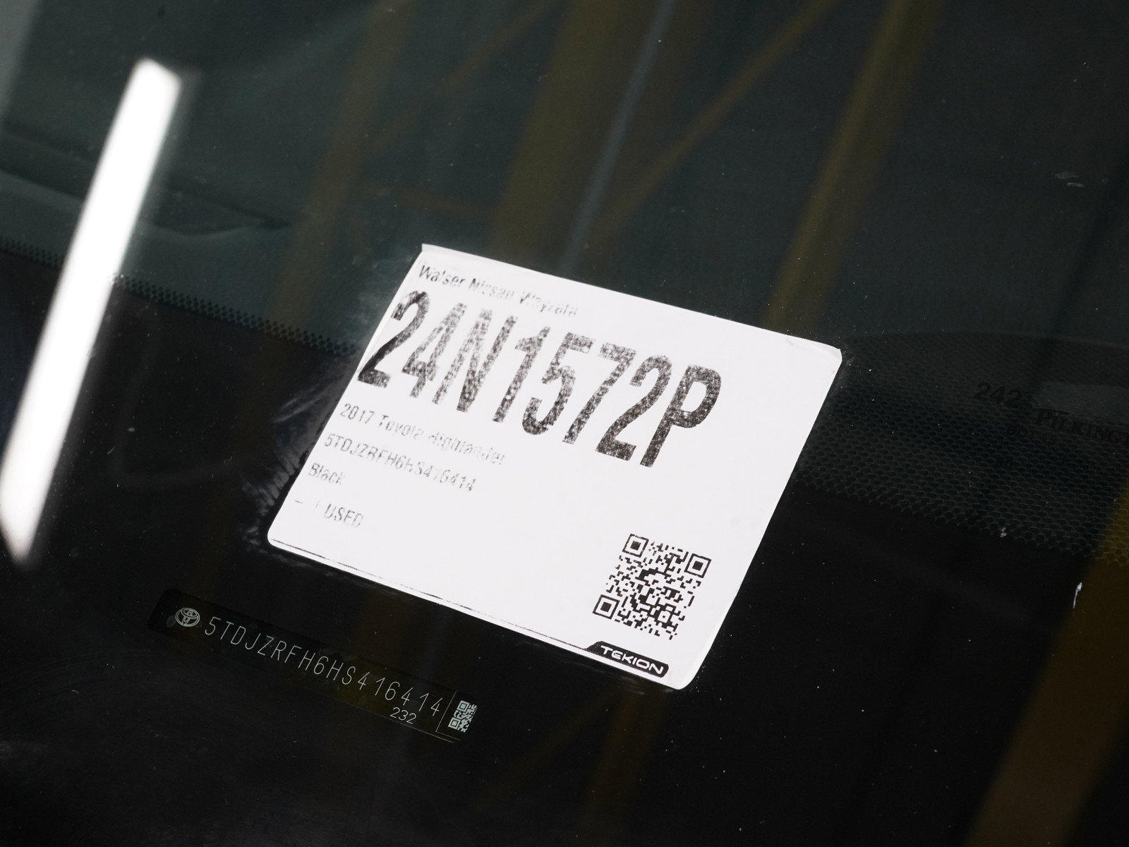 Used 2017 Toyota Highlander XLE image 26