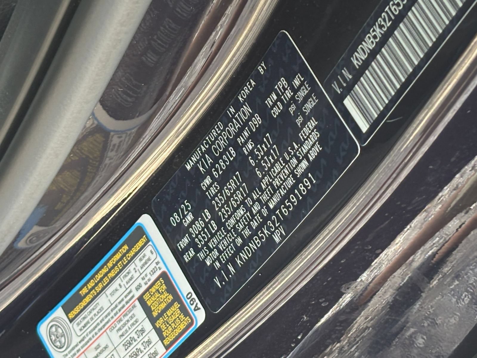Used 2026 Kia Carnival FWD image 31