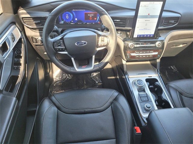 Used 2022 Ford Explorer ST w/ Equipment Group 401A image 9