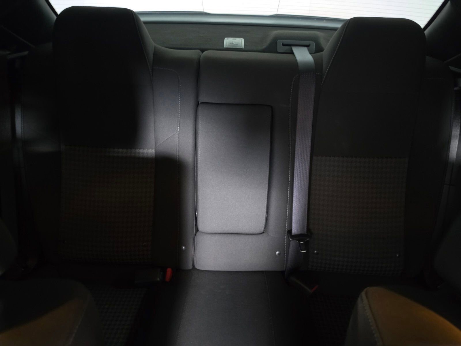 Used 2022 Dodge Challenger R/T w/ Driver Convenience Group image 15