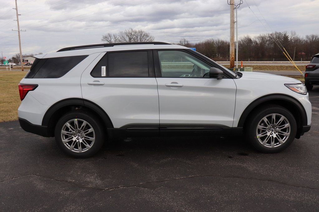 New 2026 Ford Explorer Active w/ Active Comfort Package image 15
