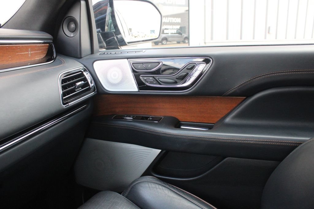 Certified 2023 Lincoln Navigator Black Label AWD/4WD image 21