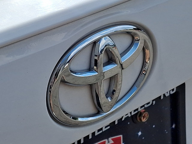 Certified 2021 Toyota RAV4 LE AWD/4WD image 18
