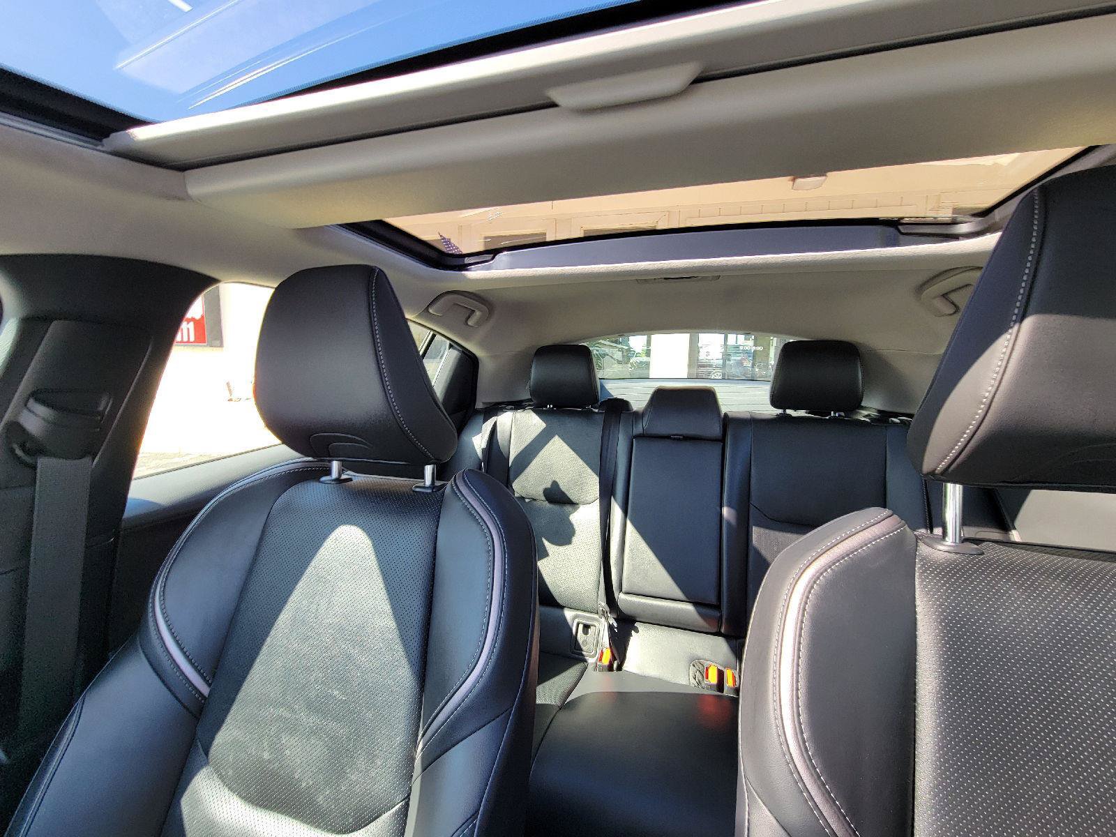 Used 2024 Toyota Prius Limited w/ Limited Premium Package FWD image 25