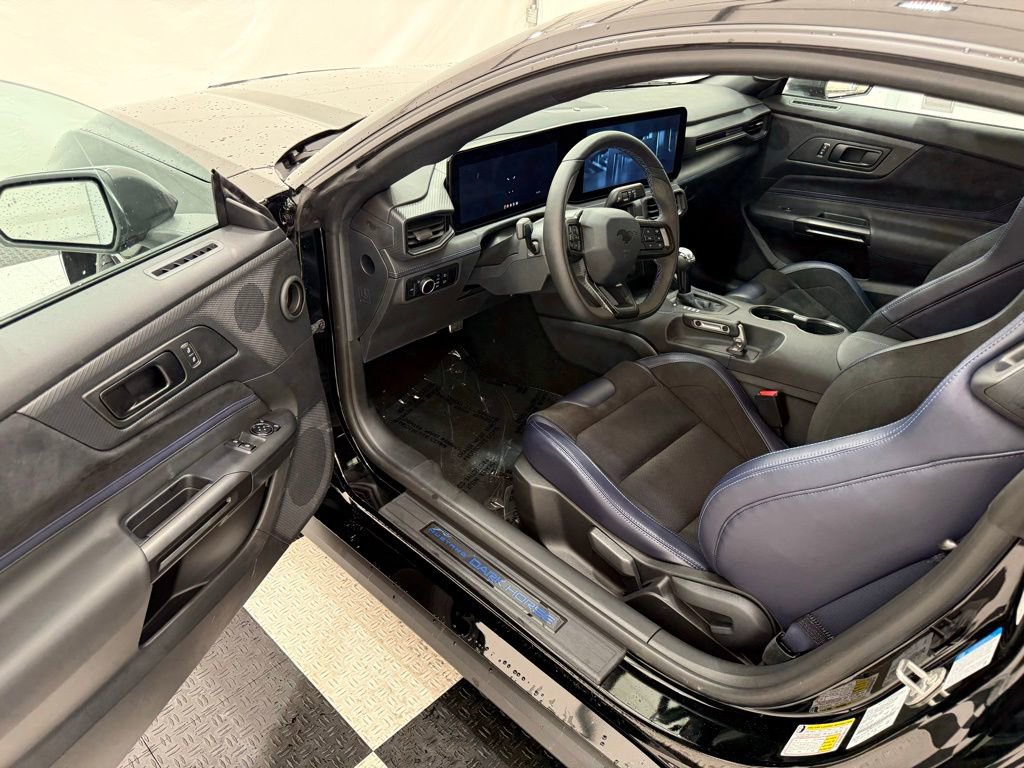 New 2025 Ford Mustang Dark Horse image 17