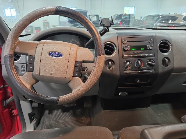 Used 2006 Ford F150 XLT AWD/4WD image 5
