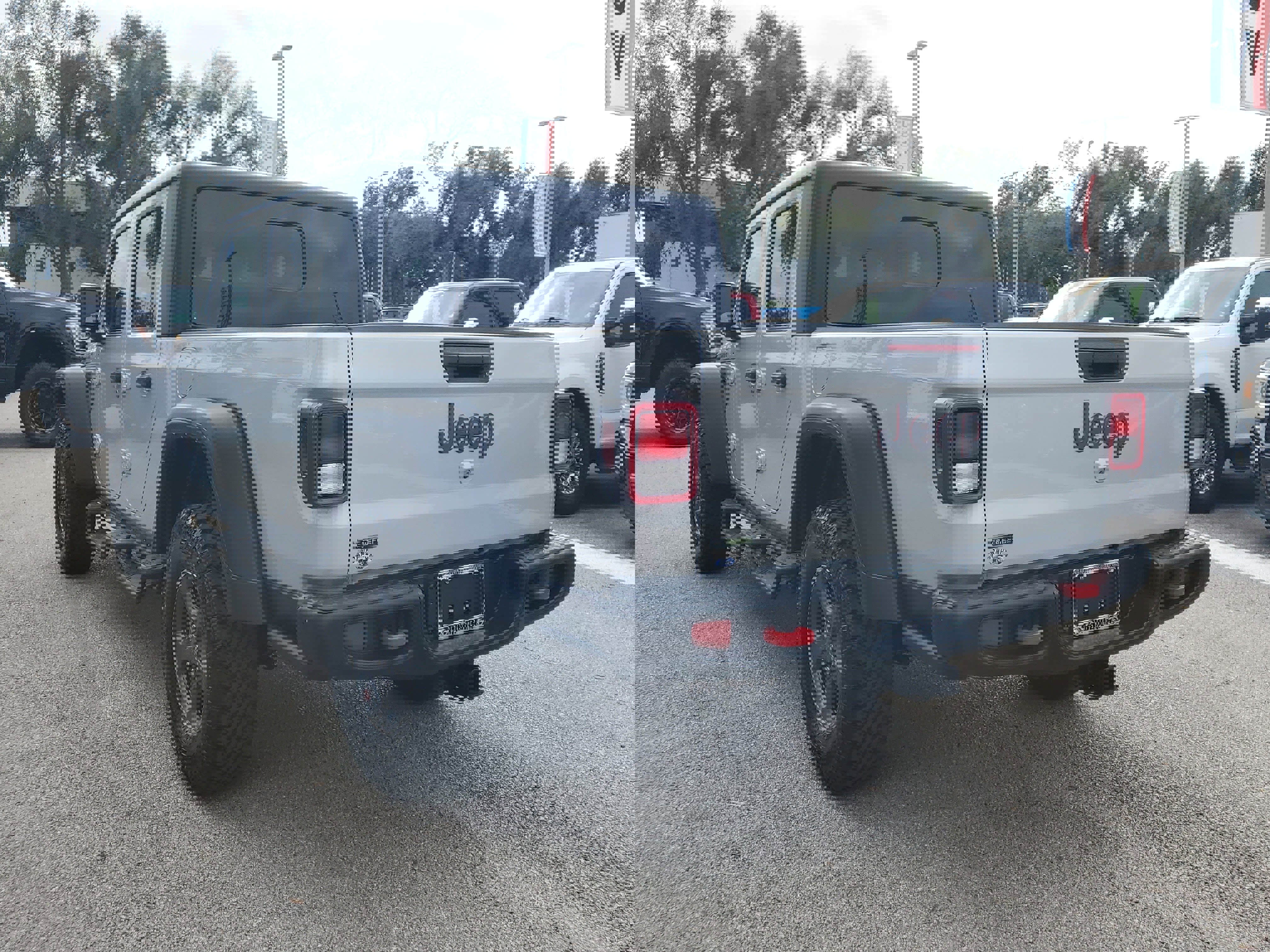 Used 2023 Jeep Gladiator Rubicon w/ Trailer Tow Package image 8