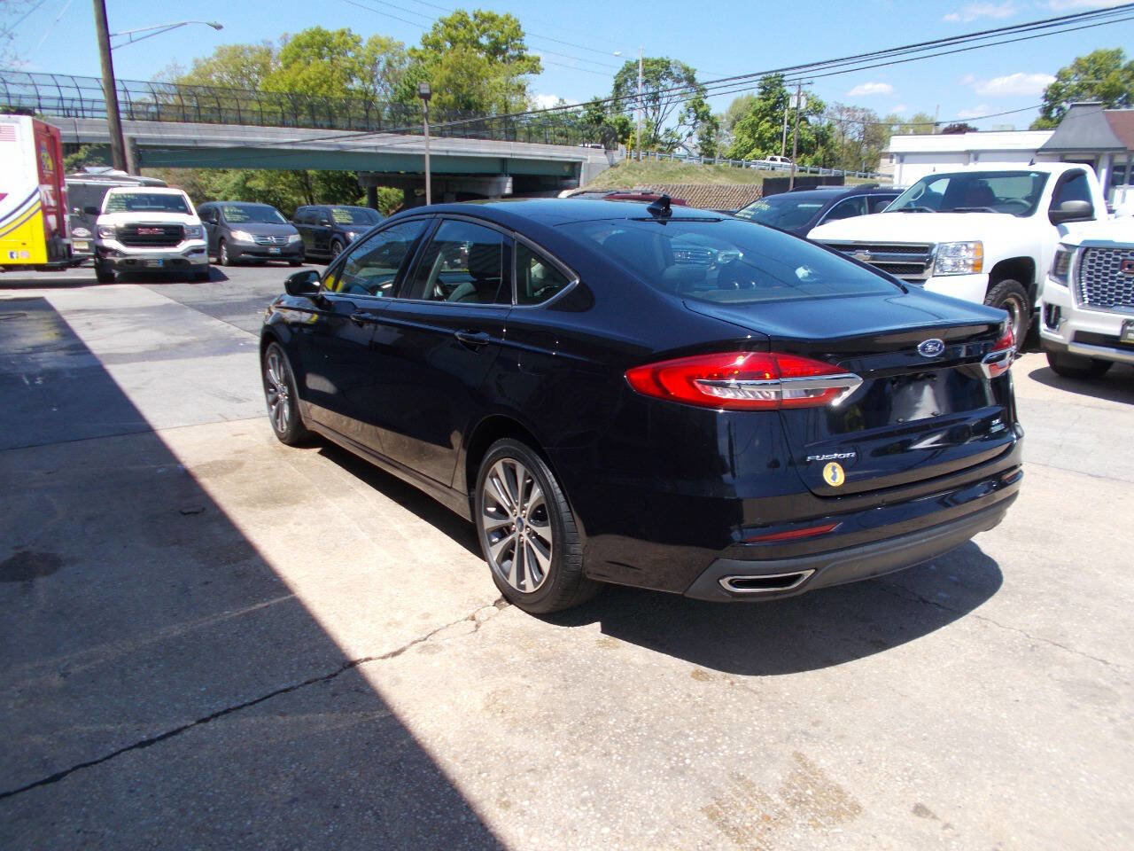 Used 2019 Ford Fusion SE AWD/4WD image 5