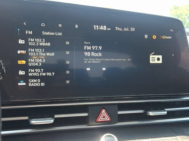 Used 2023 Hyundai Elantra SEL w/ Convenience Package FWD image 17