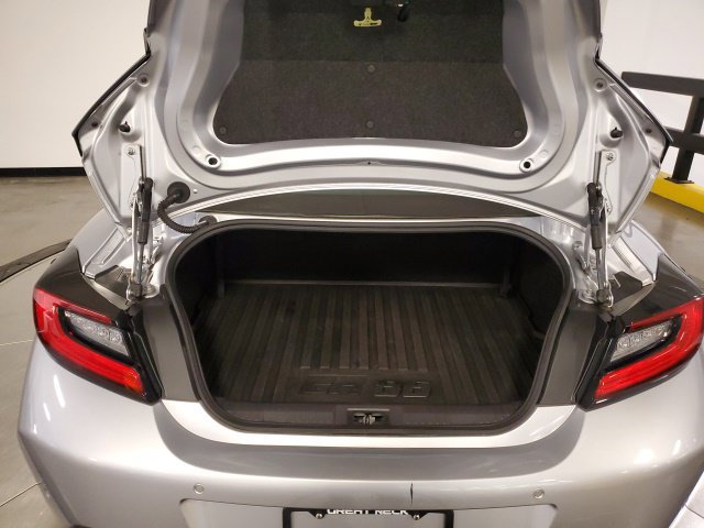 Used 2023 Toyota GR86 Premium w/ ALL Weather Mat Package (TMS) RWD image 24