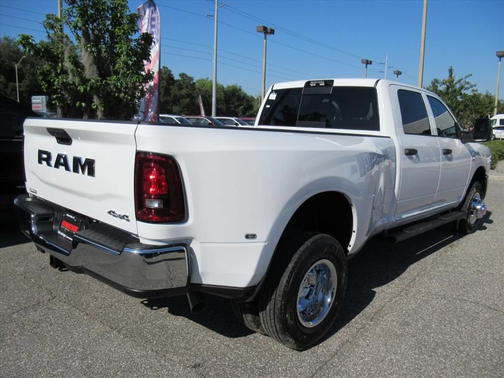 New 2026 RAM 3500 Tradesman AWD/4WD image 7