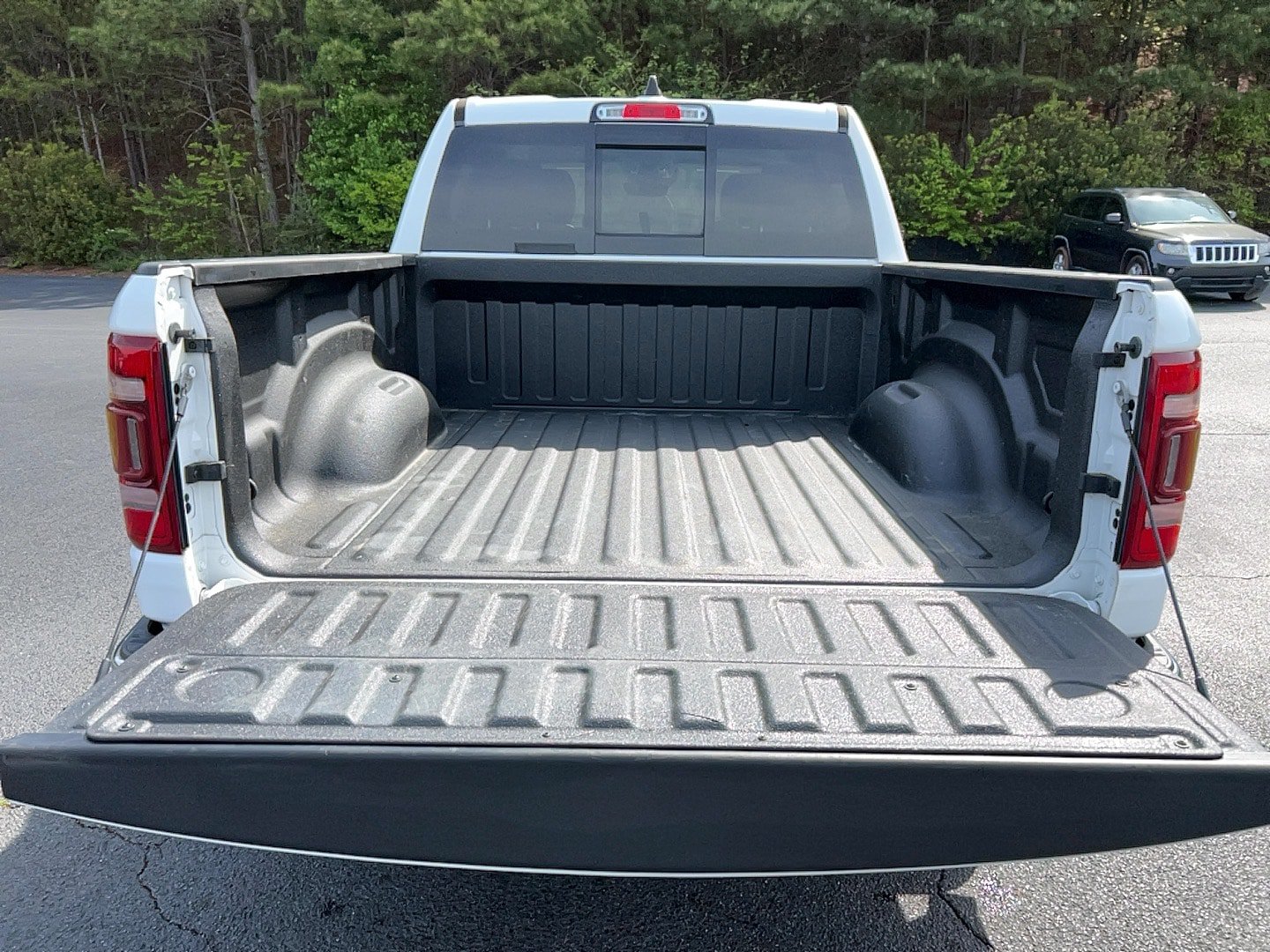 Used 2022 RAM 1500 Laramie RWD image 30