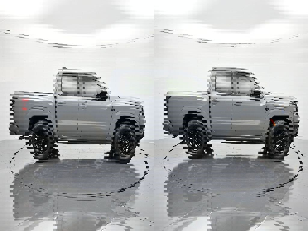 New 2026 Nissan Frontier SV image 4