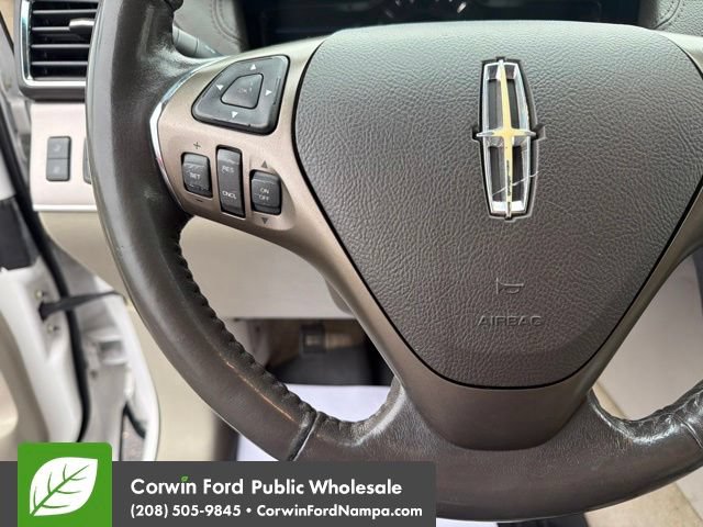 Used 2013 Lincoln MKX AWD image 14
