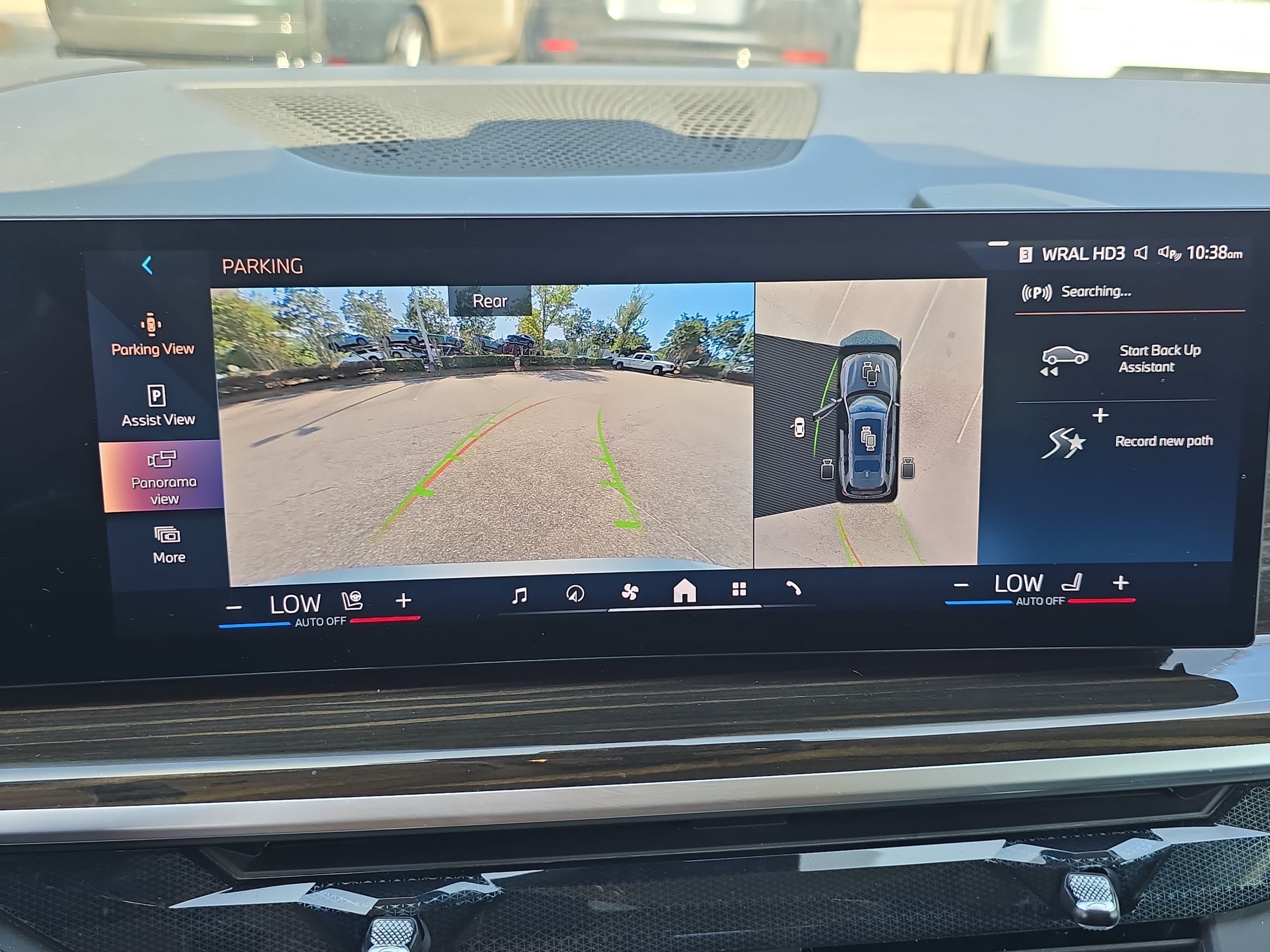 Used 2025 BMW X7 xDrive40i AWD/4WD image 27
