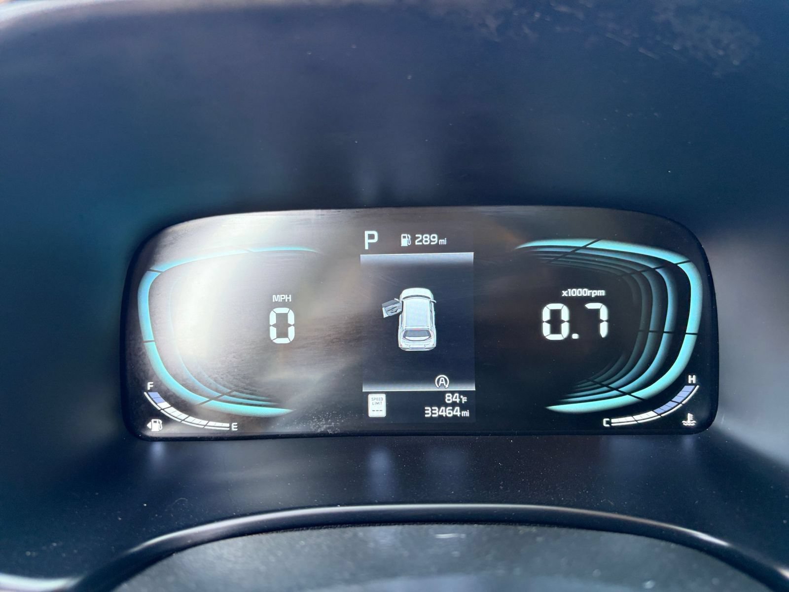 Used 2025 Kia Soul LX w/ LX Technology Package FWD image 37